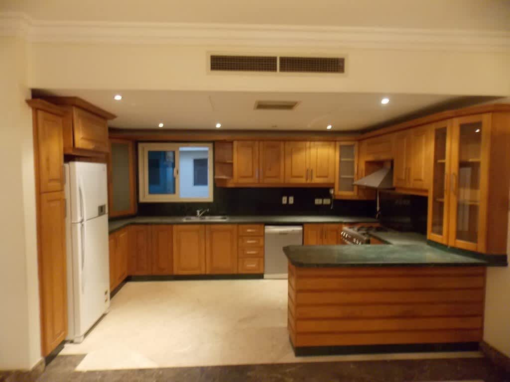 Modern 4BR | 300m² | 2 Master Suites | Green Views In Maadi