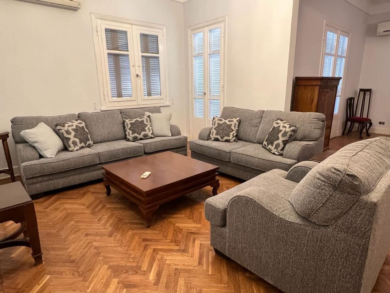 3 bedroom Apartment for rent in Sarayat