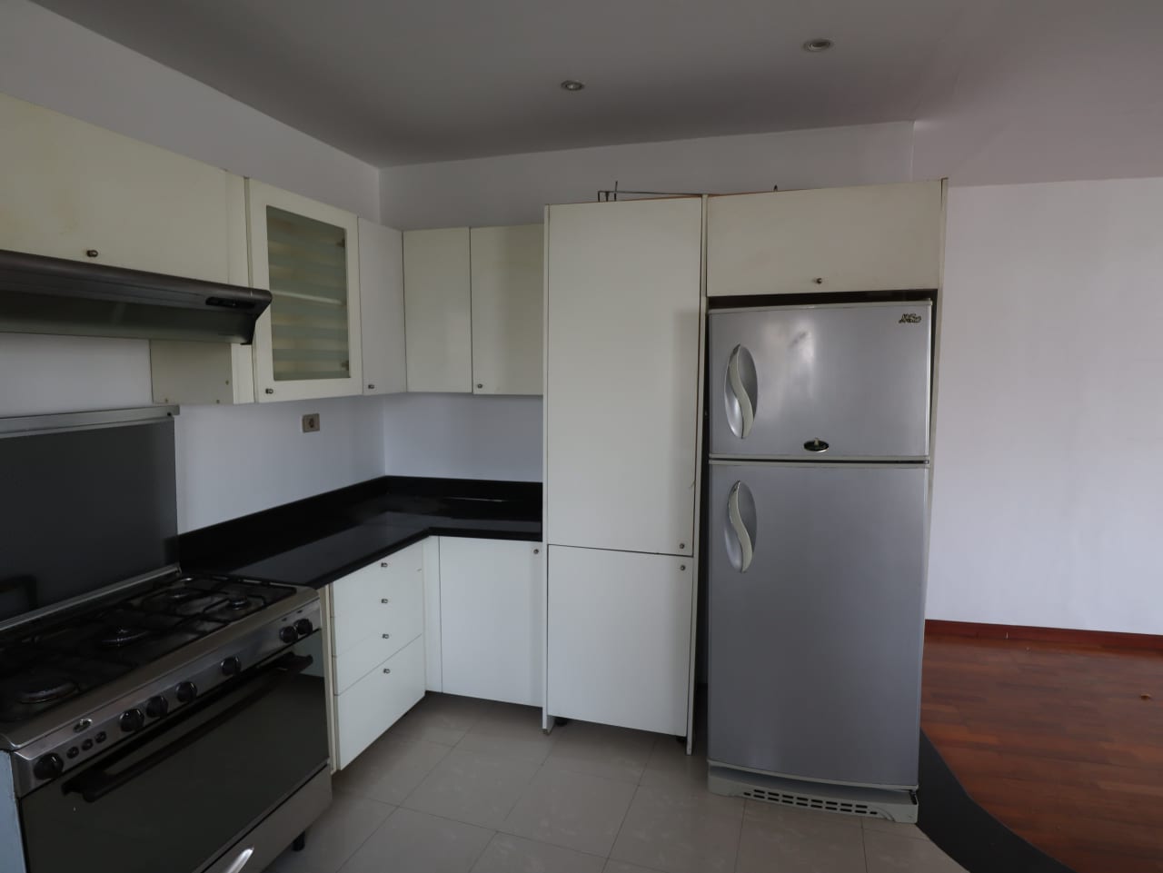 Rooftop With Wonderful Terrace In Prime Maadi Degla.