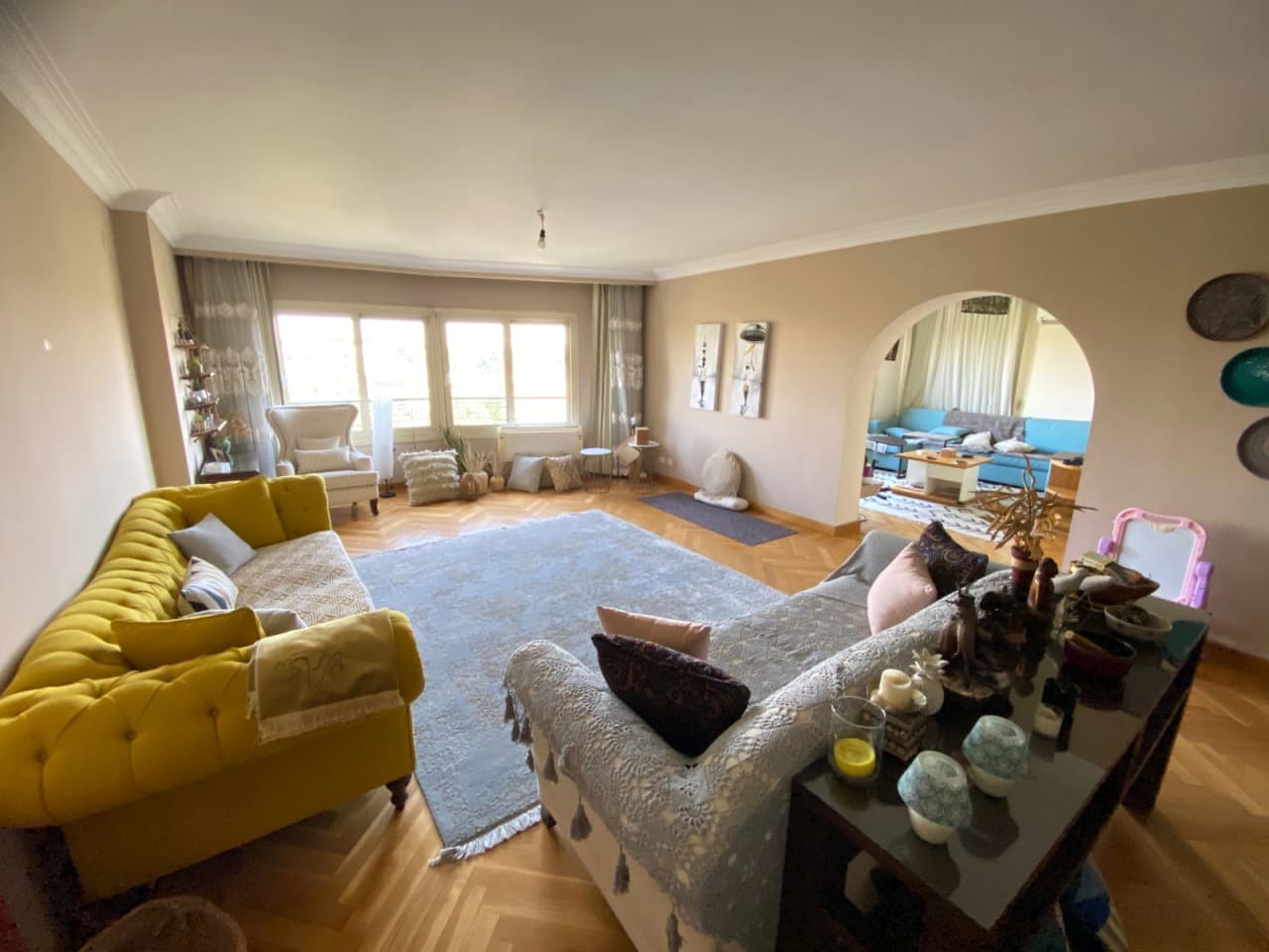 Sunny And Stylish Apartment In Sarayat El Maadi.