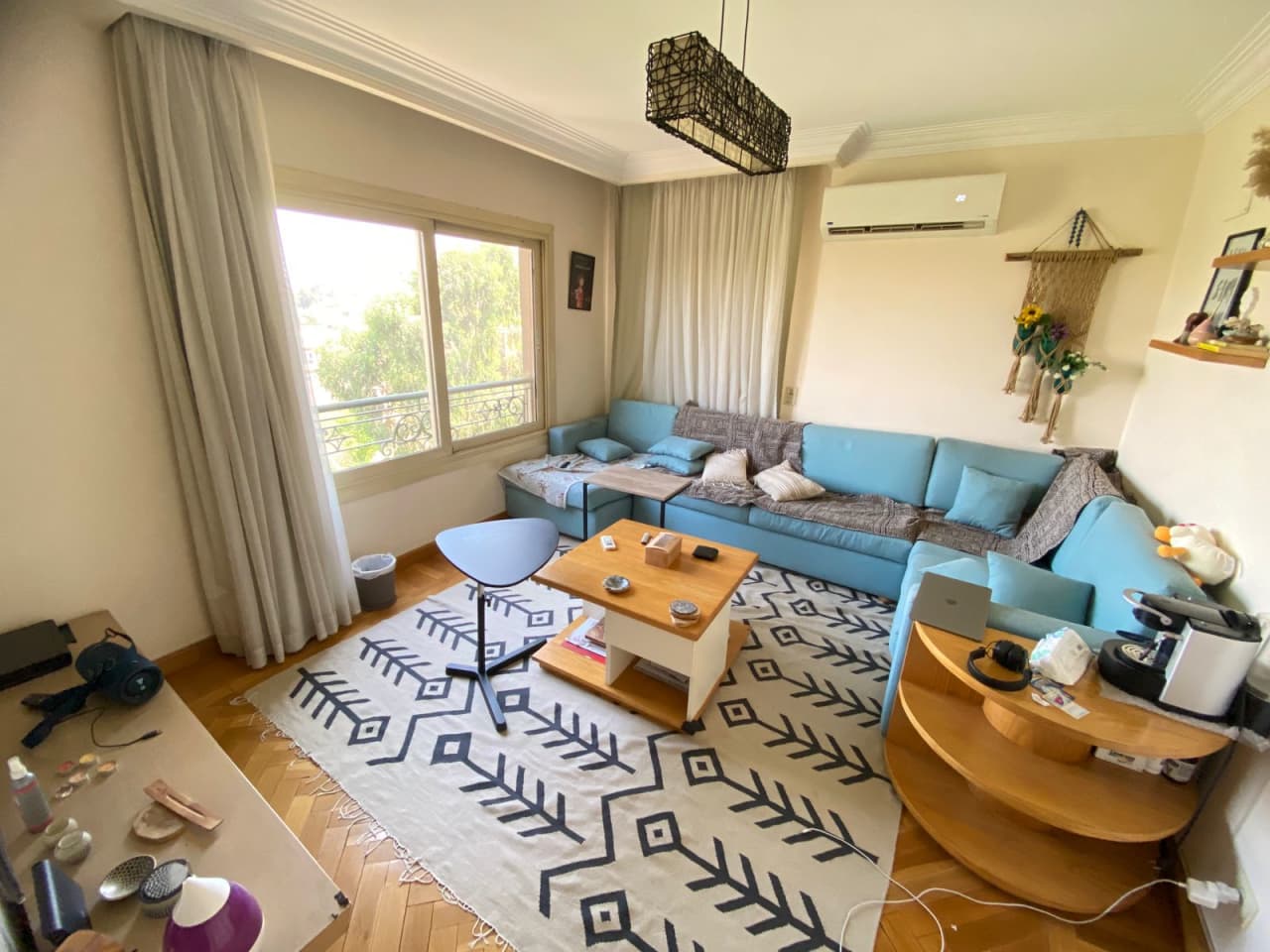 Sunny And Stylish Apartment In Sarayat El Maadi.