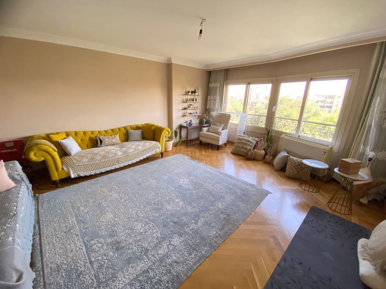 Sunny And Stylish Apartment In Sarayat El Maadi.