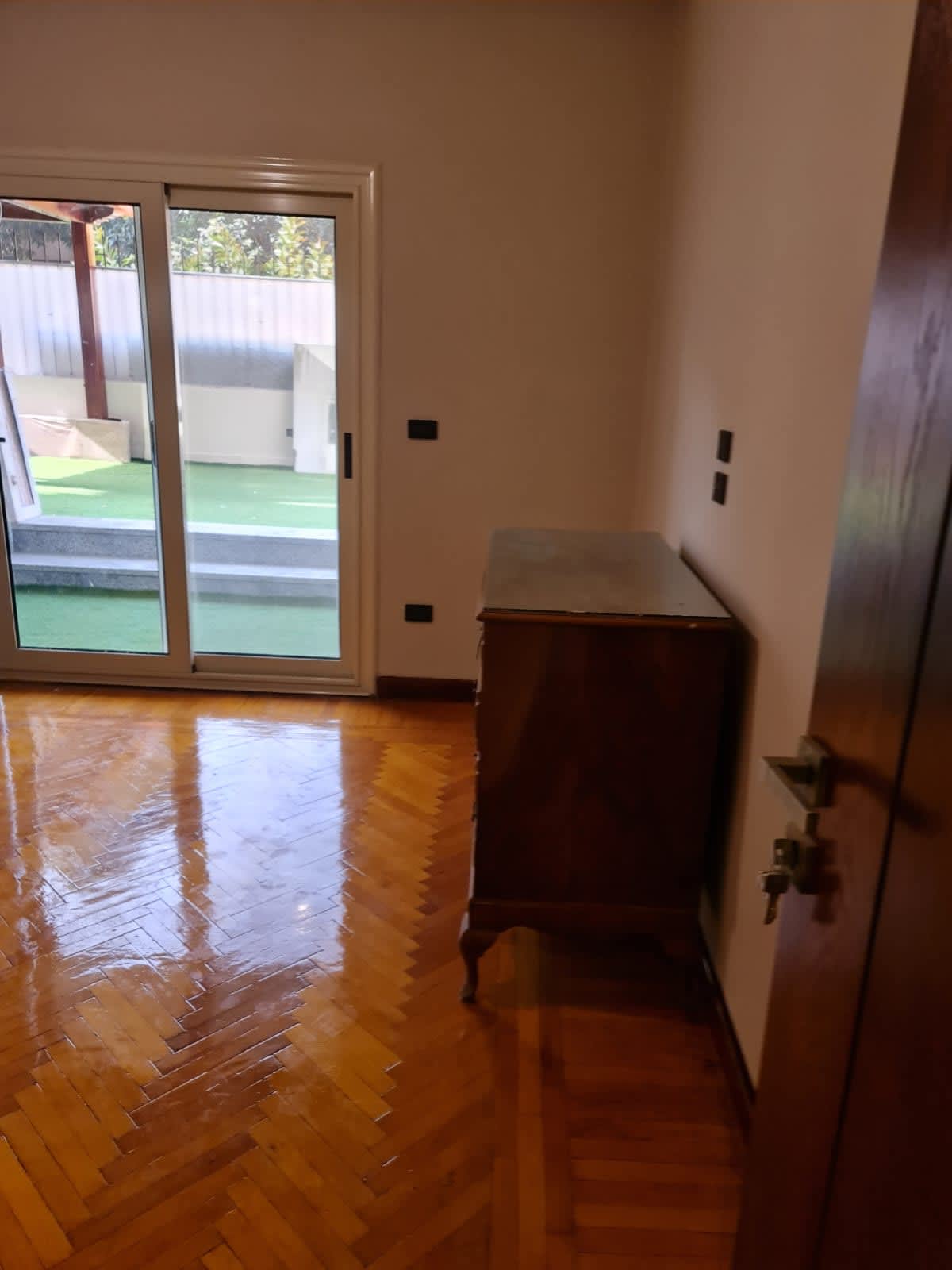 Spacious Apartment for Rent | 200 sqm with Balcony & Green Views