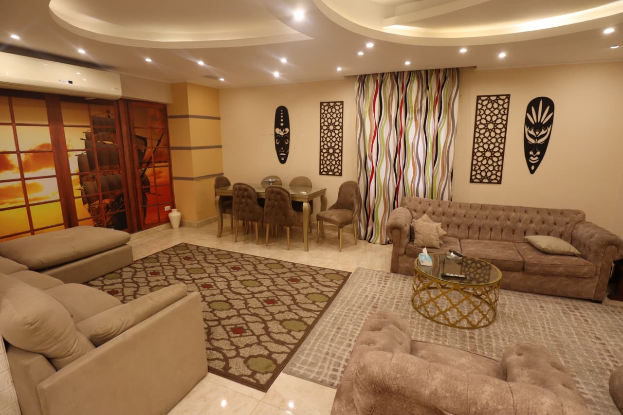 3 bedroom Ground Floor for rent in Degla