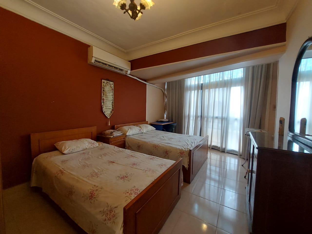 Elegant 2BR Apartment in Prime Zamalek Location