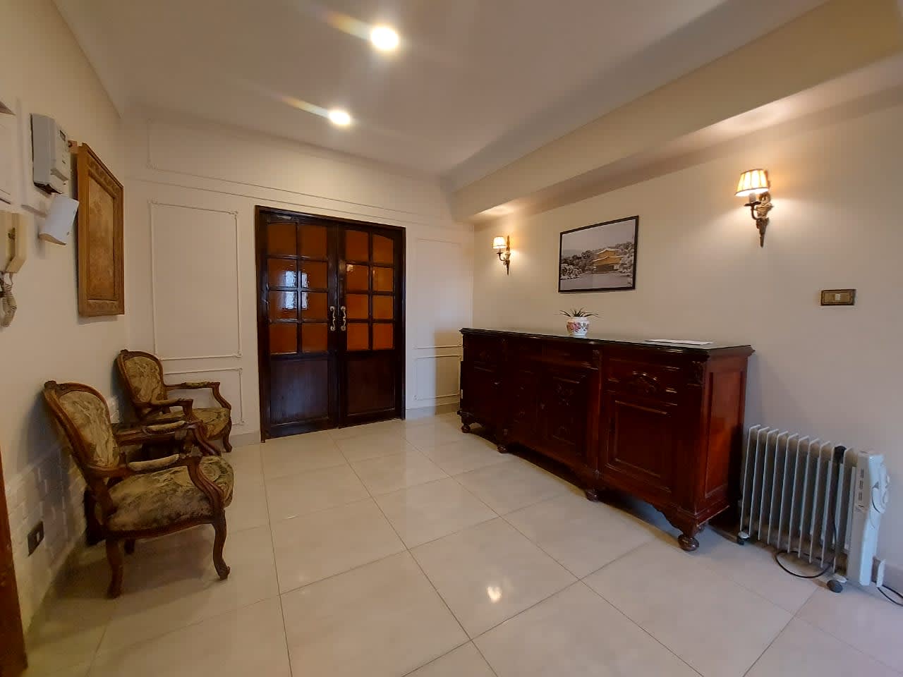Elegant 2BR Apartment in Prime Zamalek Location