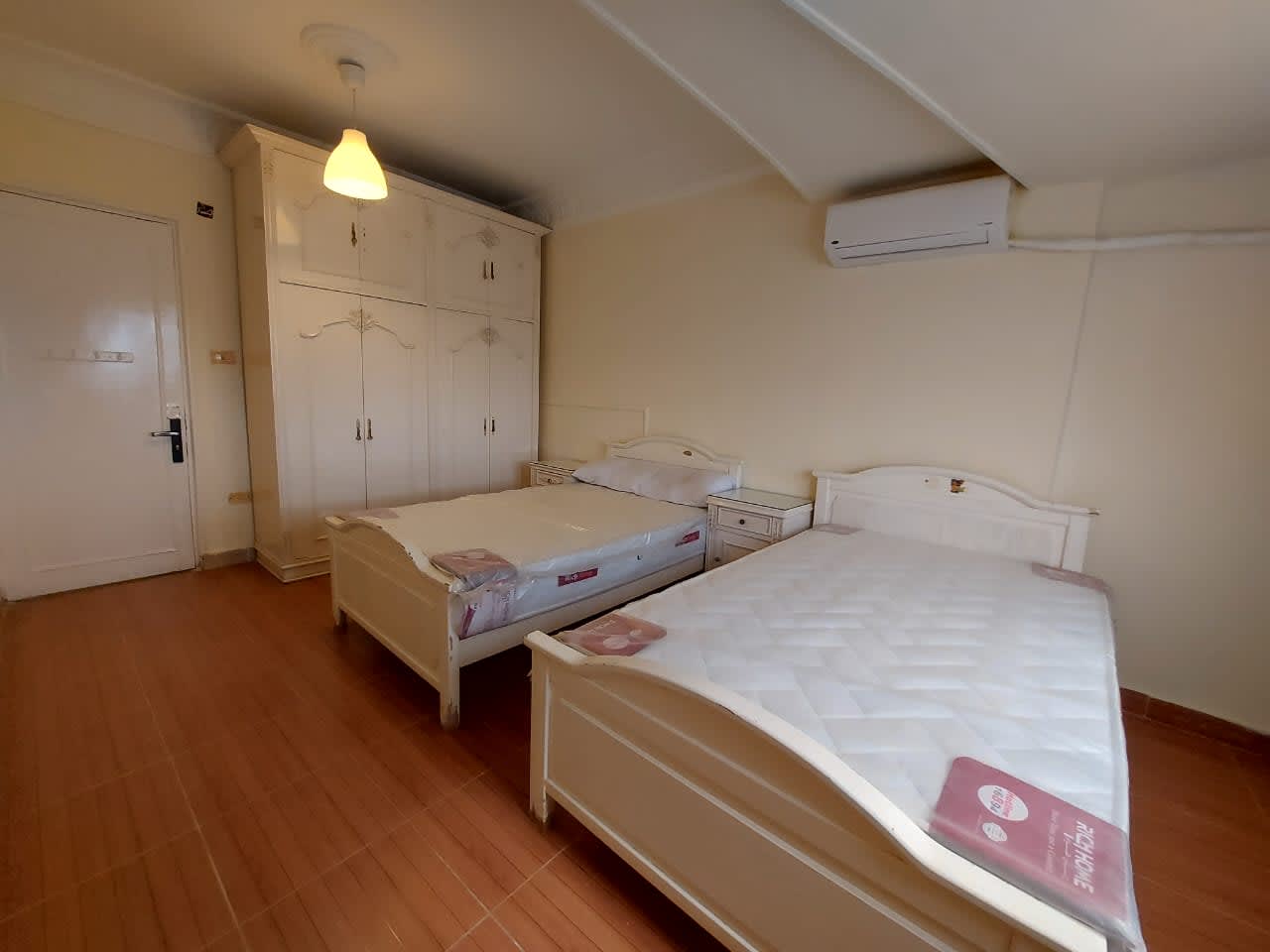 Bright 2BR Apartment with Scenic Green Views In Zamalek