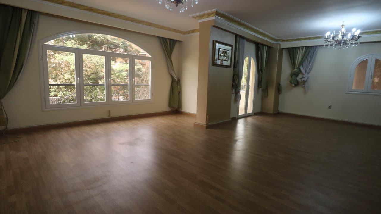 Bright & Spacious 3-Bedroom Apartment In Maadi Degla.