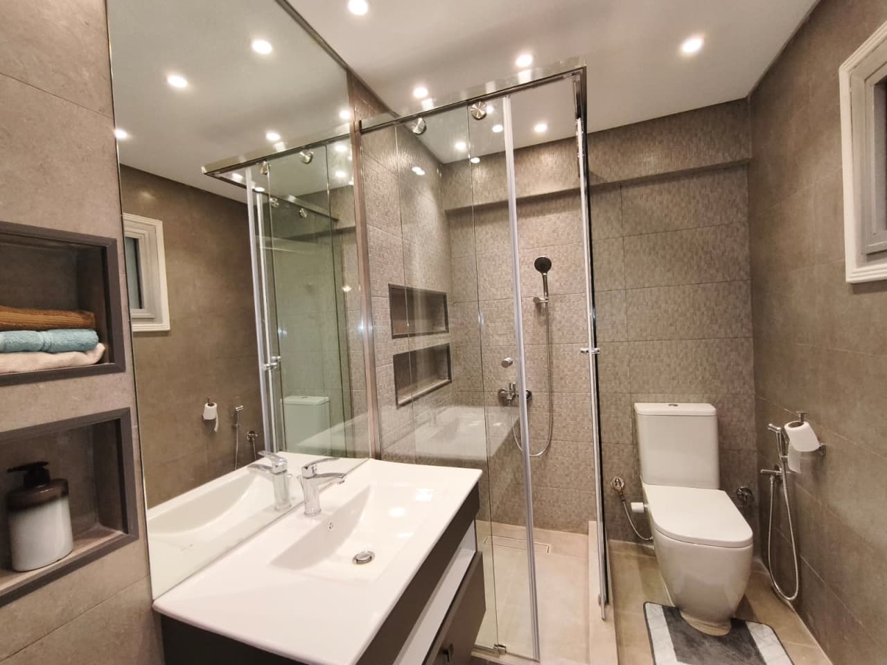 Modern 3BR Fully Furnished Apartment in Prime Maadi