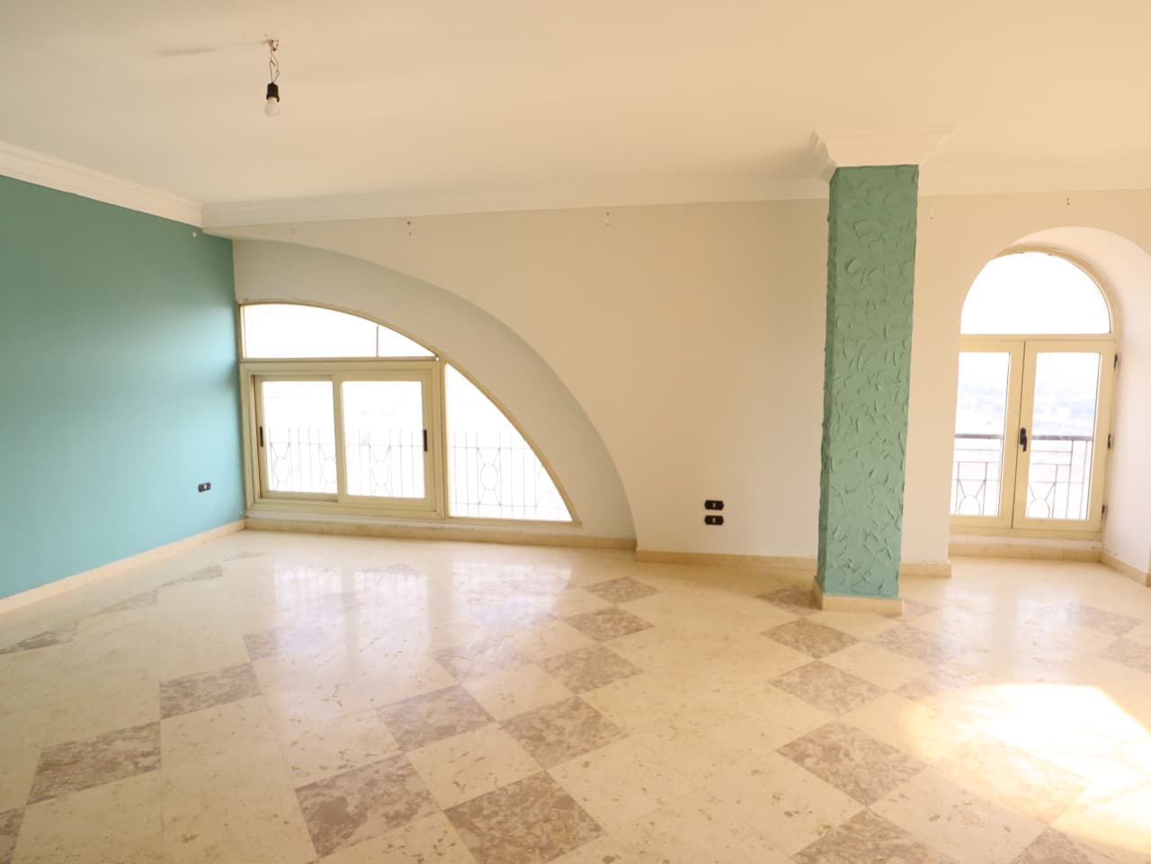 Exclusive Apartment for Sale with Private Roof in Degla El Maadi.