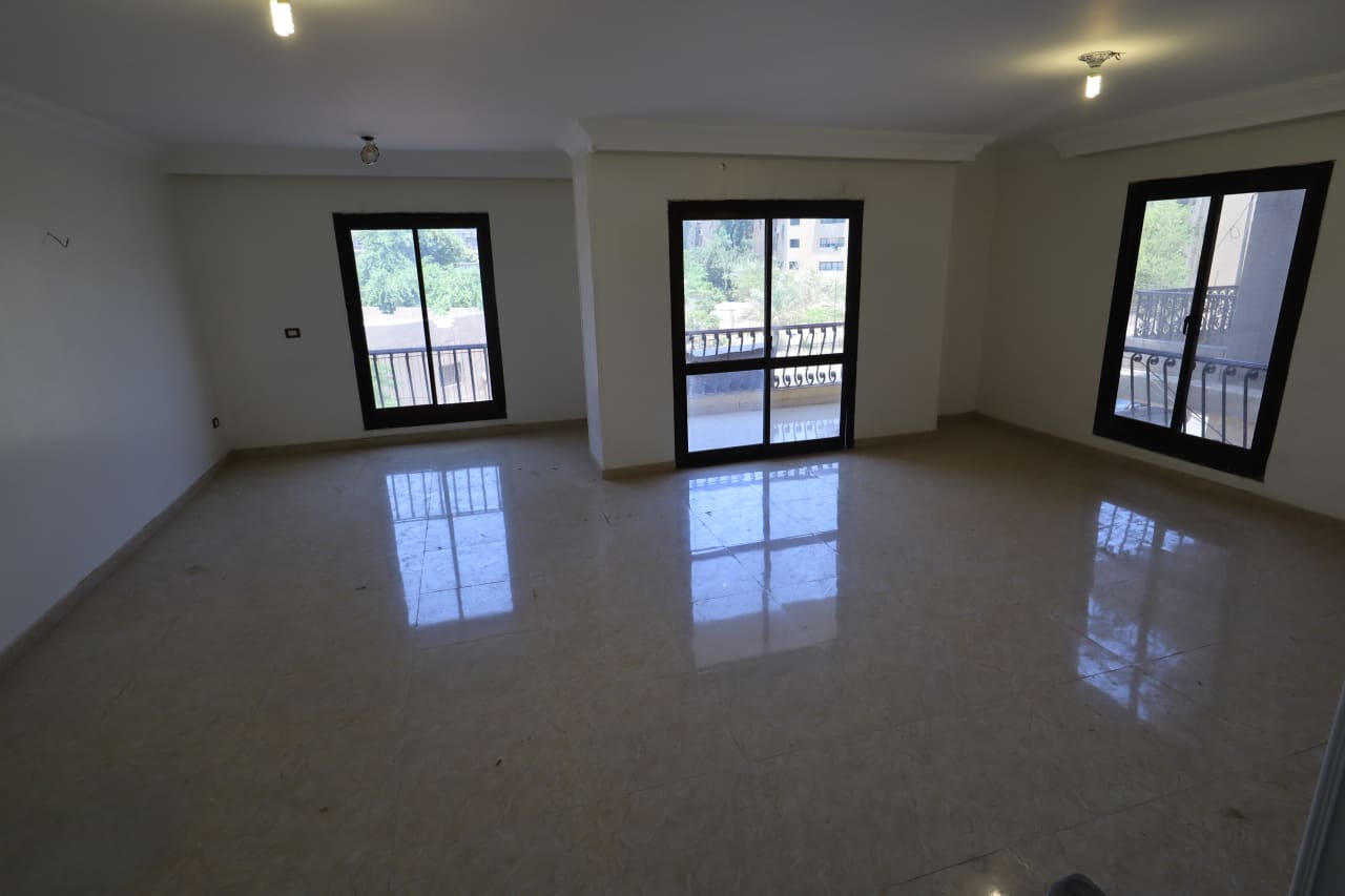 Bright Semi-Furnished Apartment in Prime Degla Maadi.