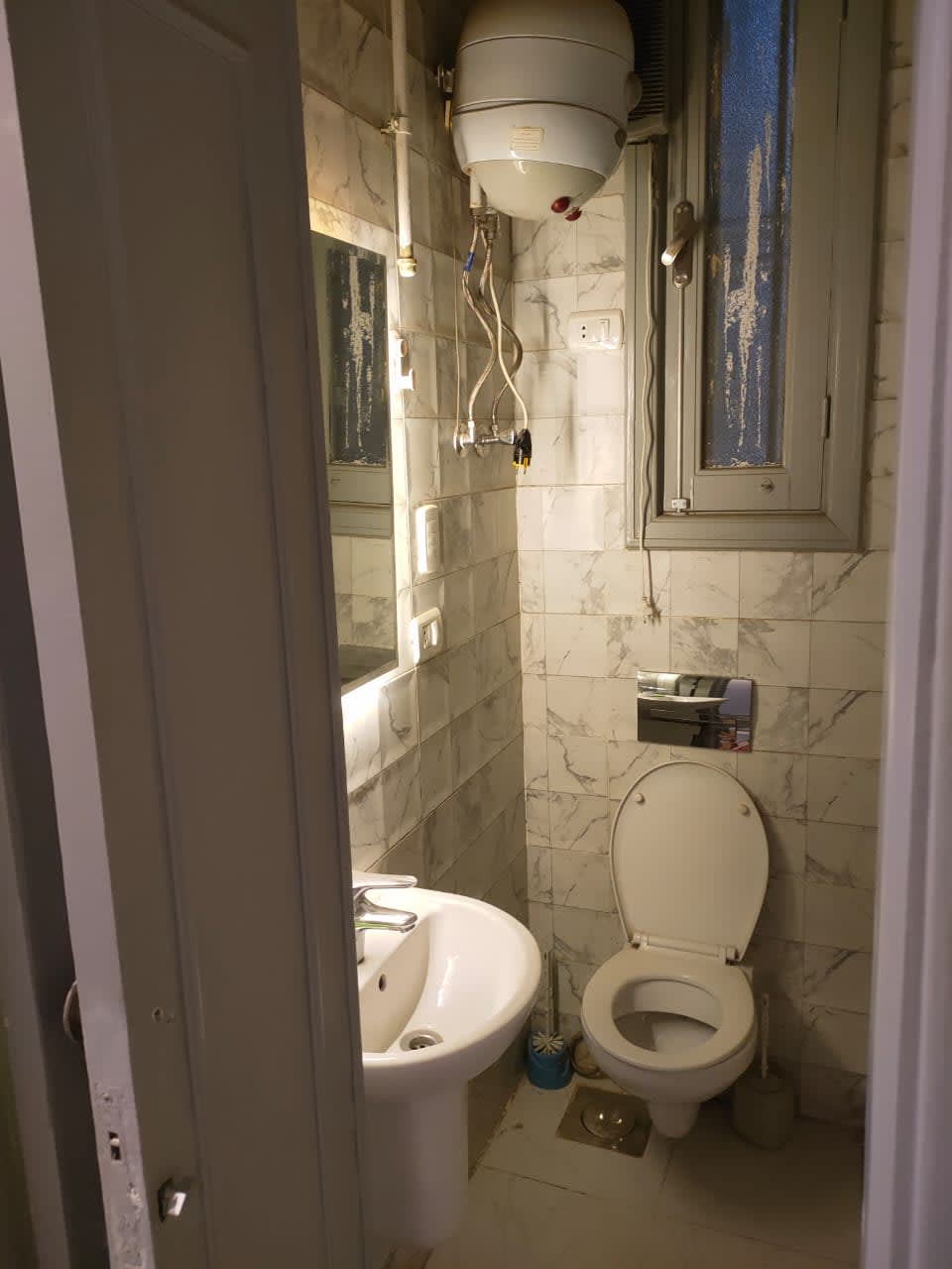 Charming 2BR Apartment with Natural Light In Zamalek