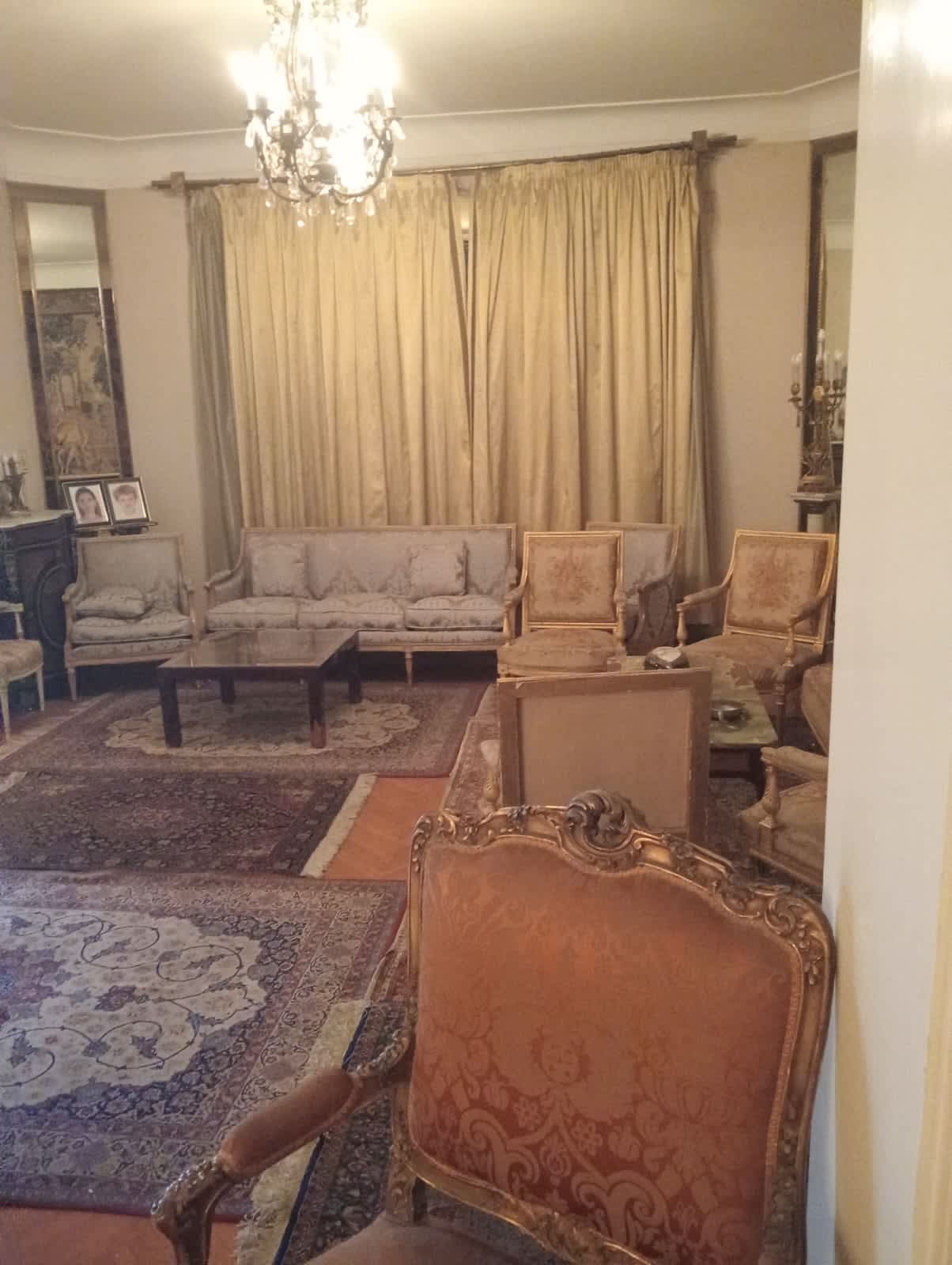 Elegant Classic 4BR Apartment in Prime Location In Zamalek