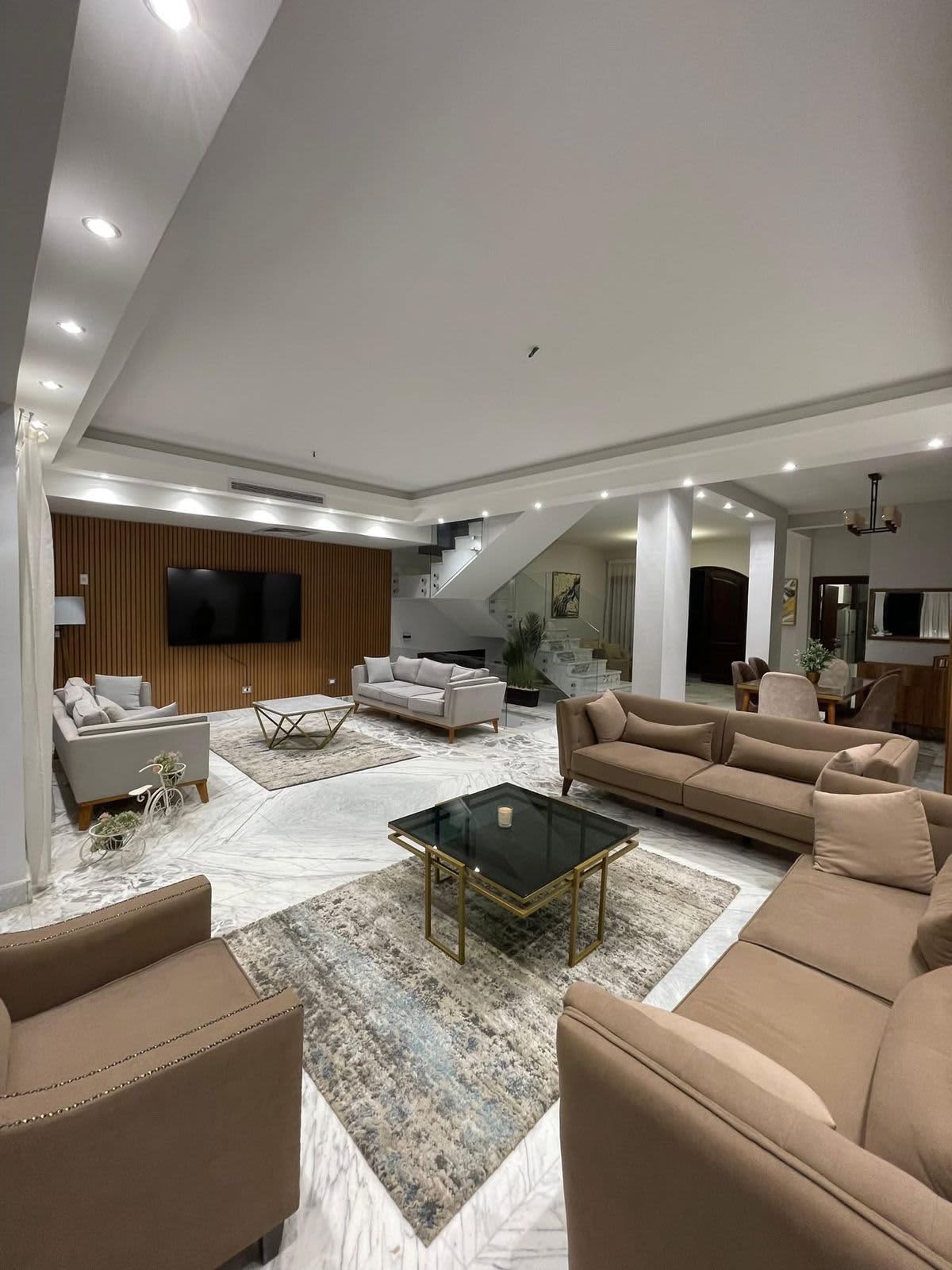 Elegant Family Villa in Prime Location In New cairo