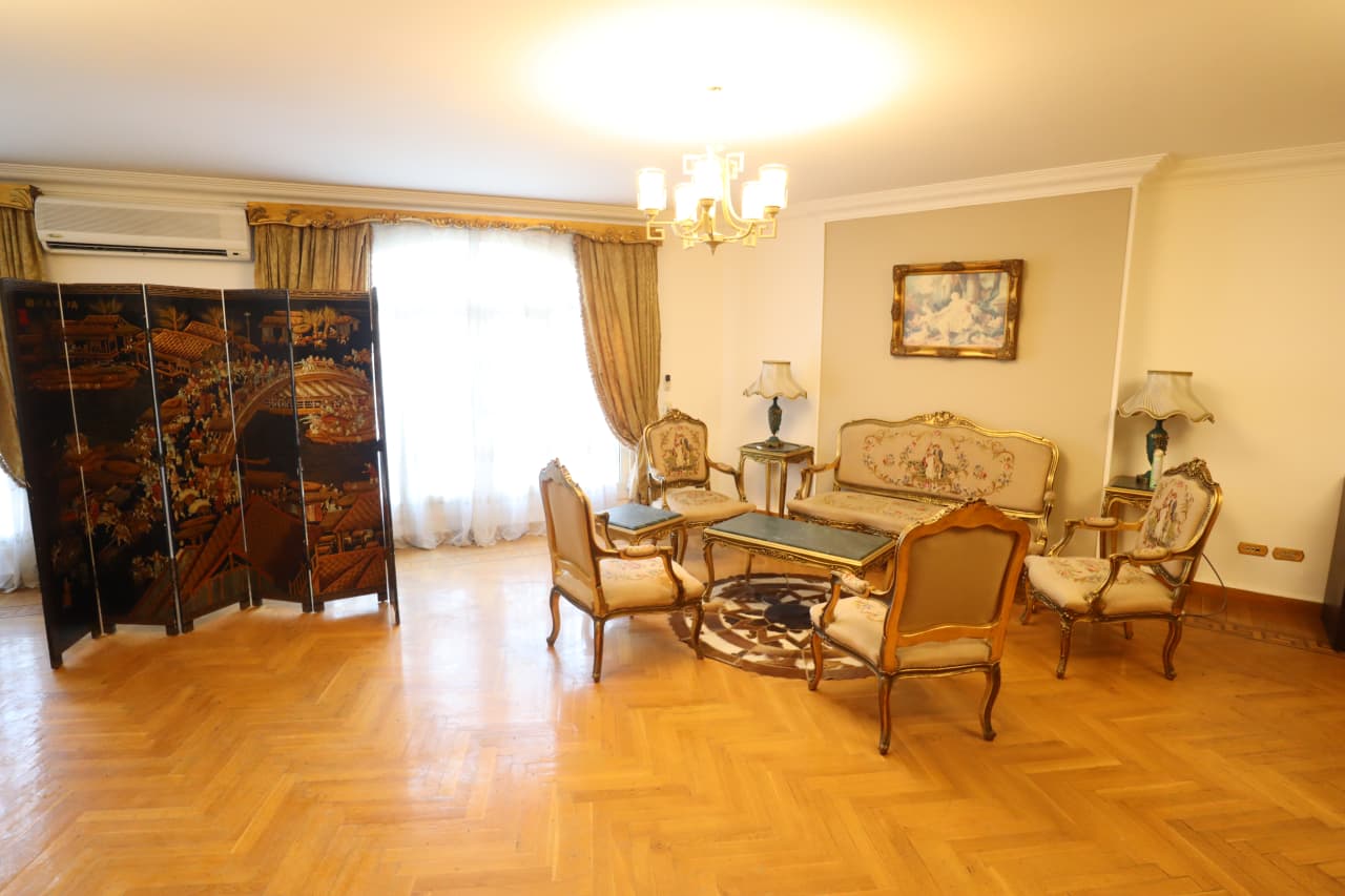 3 bedroom Apartment for rent in Sarayat