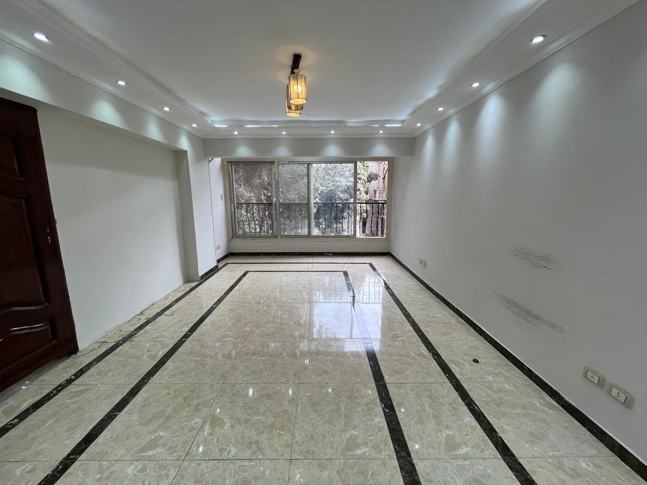 4 bedroom Apartment for rent in Shagaret El Dorr