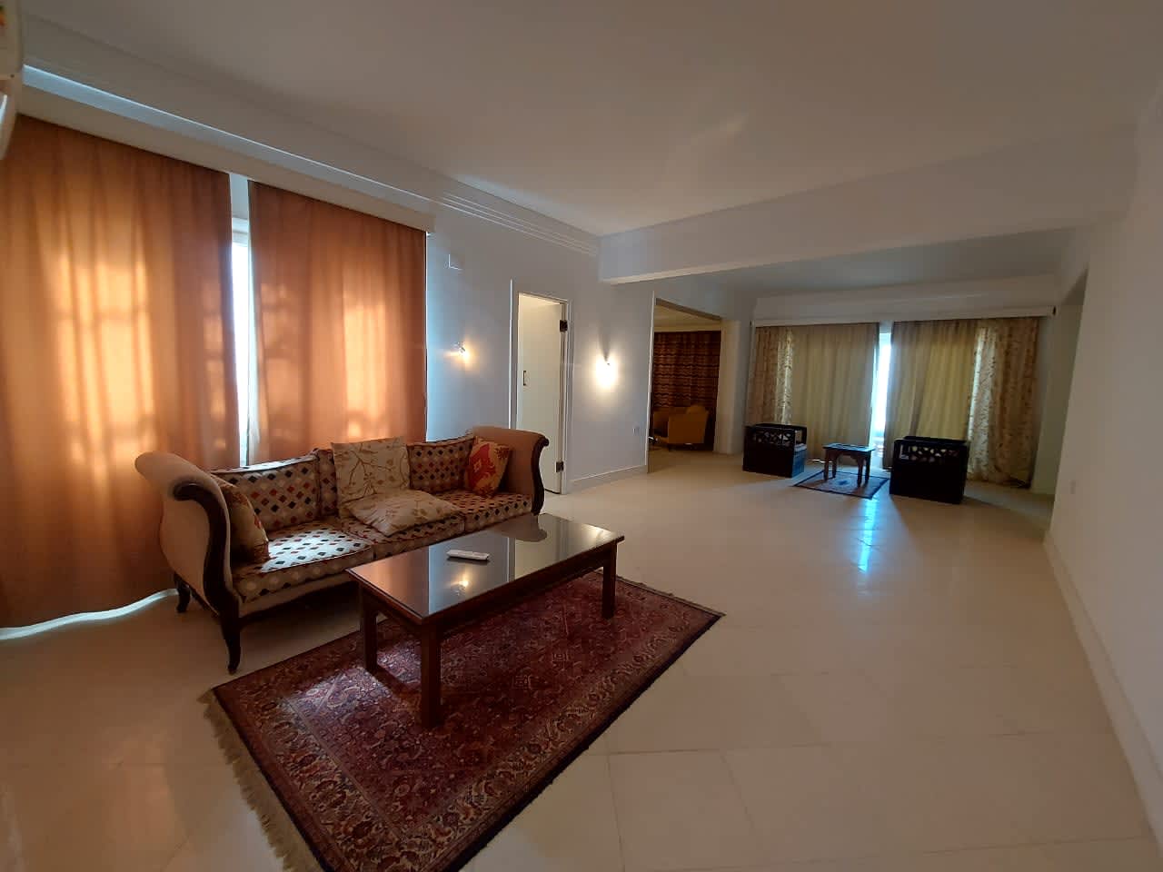 Sunny & Spacious Modern Apartment in Prime Zamalek