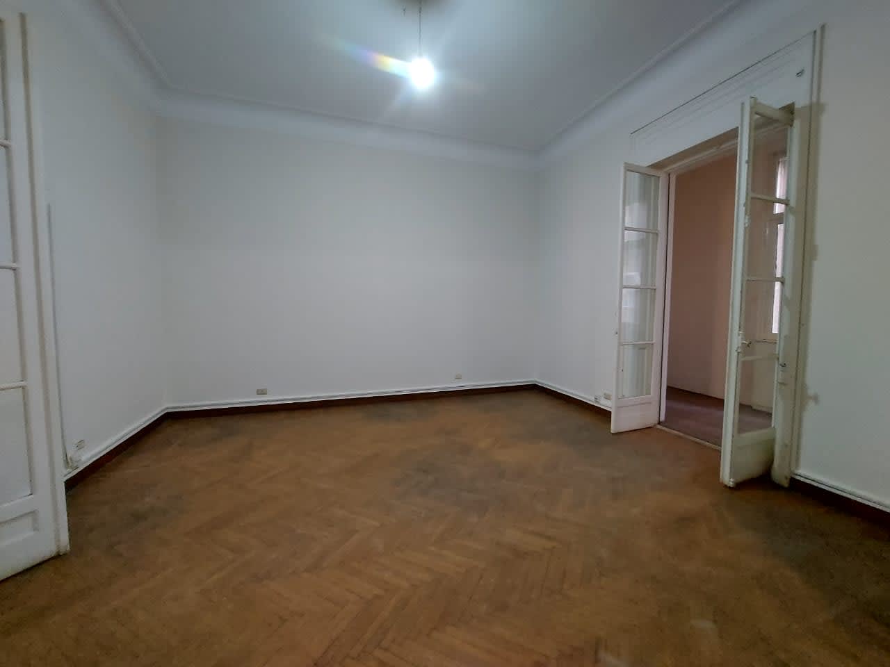 Spacious & Elegant Family Apartment in Prime Zamalek