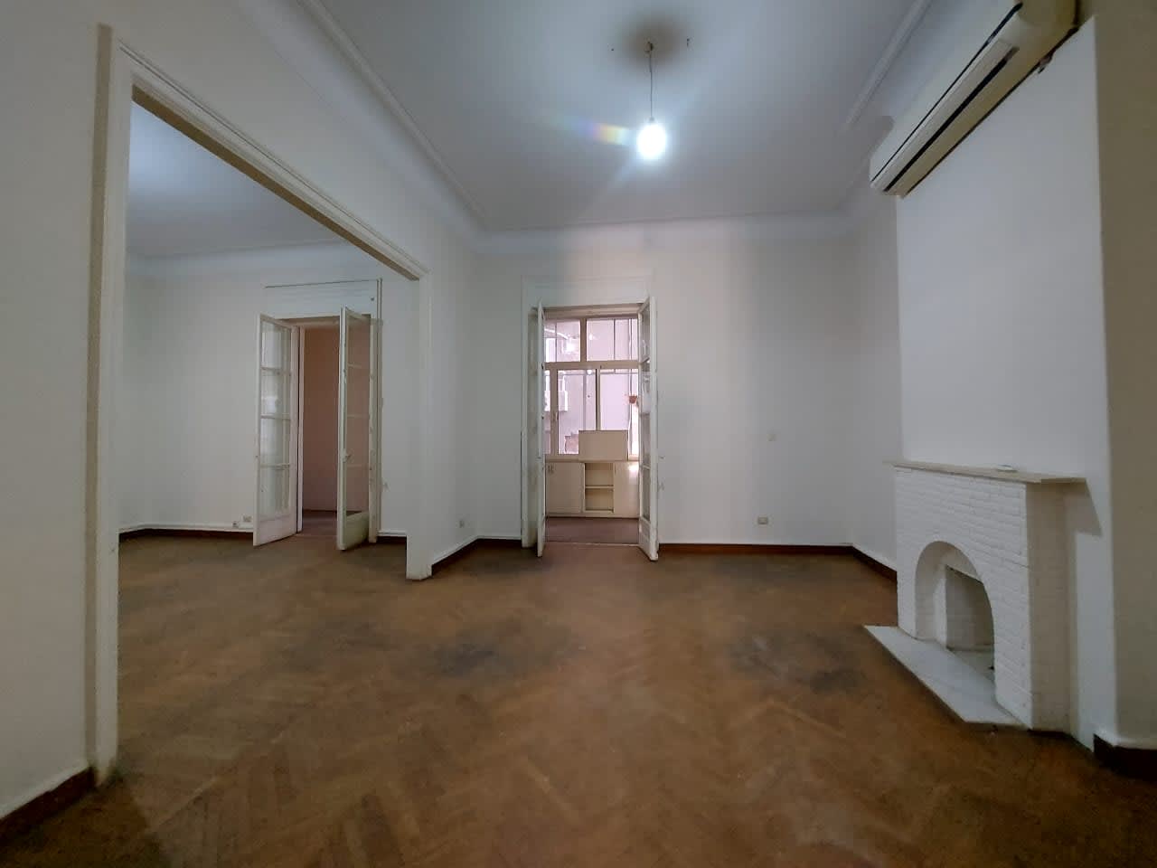 Spacious & Elegant Family Apartment in Prime Zamalek
