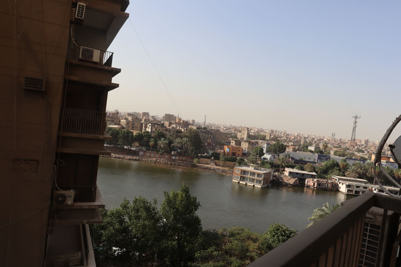 Elegant Family Apartment with Scenic River Views In Zamalek