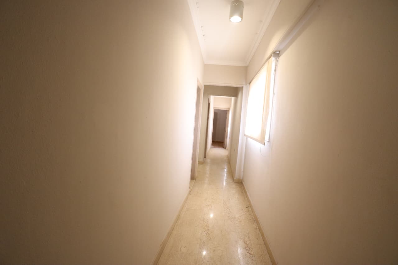 Elegant Family Apartment with Scenic River Views In Zamalek