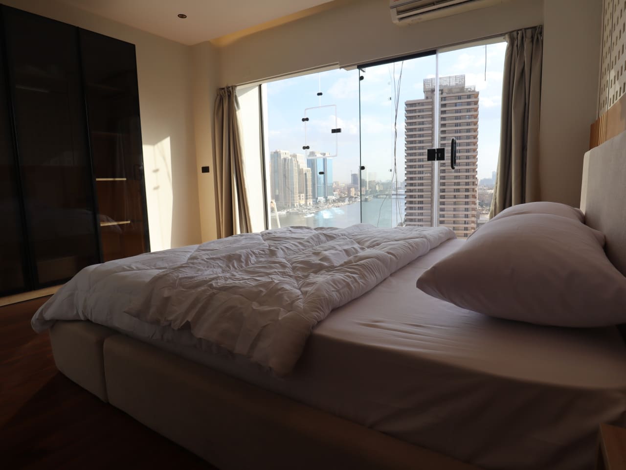 Modern 4BR Residence with Scenic Balcony In Zamalek
