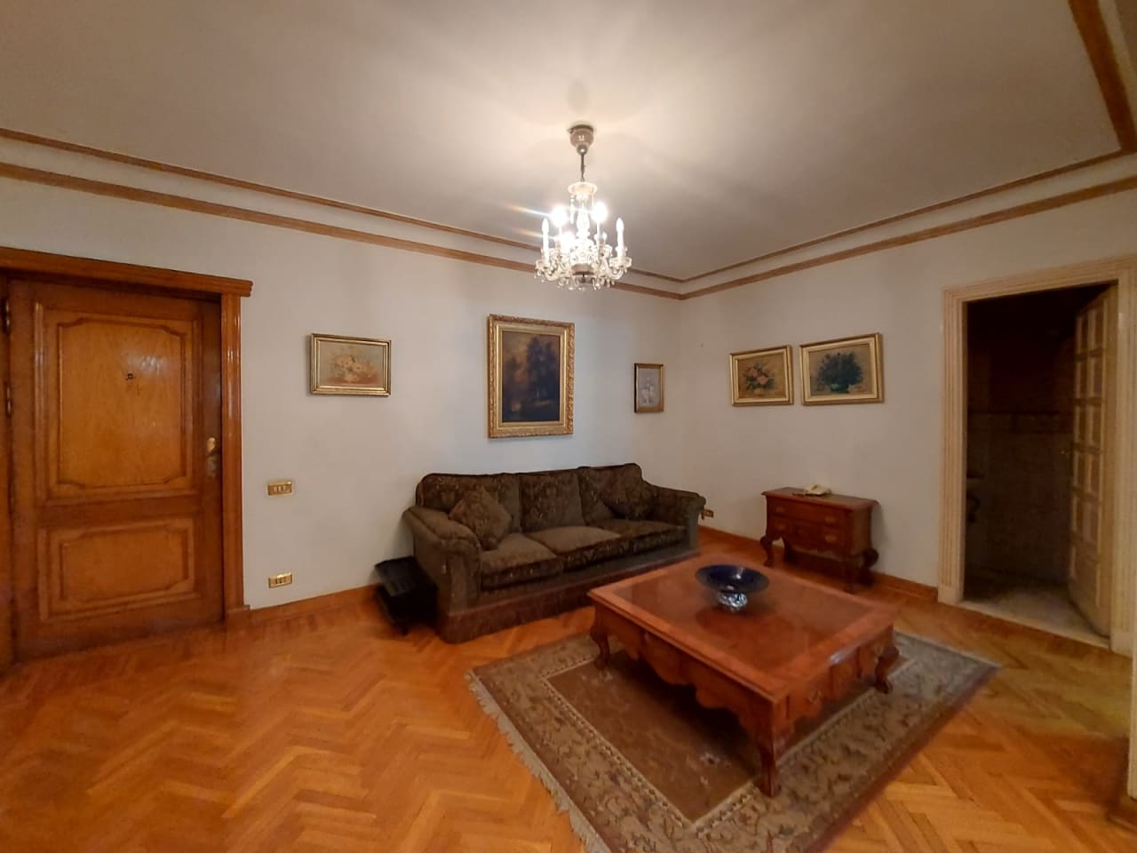Spacious Apartment In Zamalek For Long Term Rent