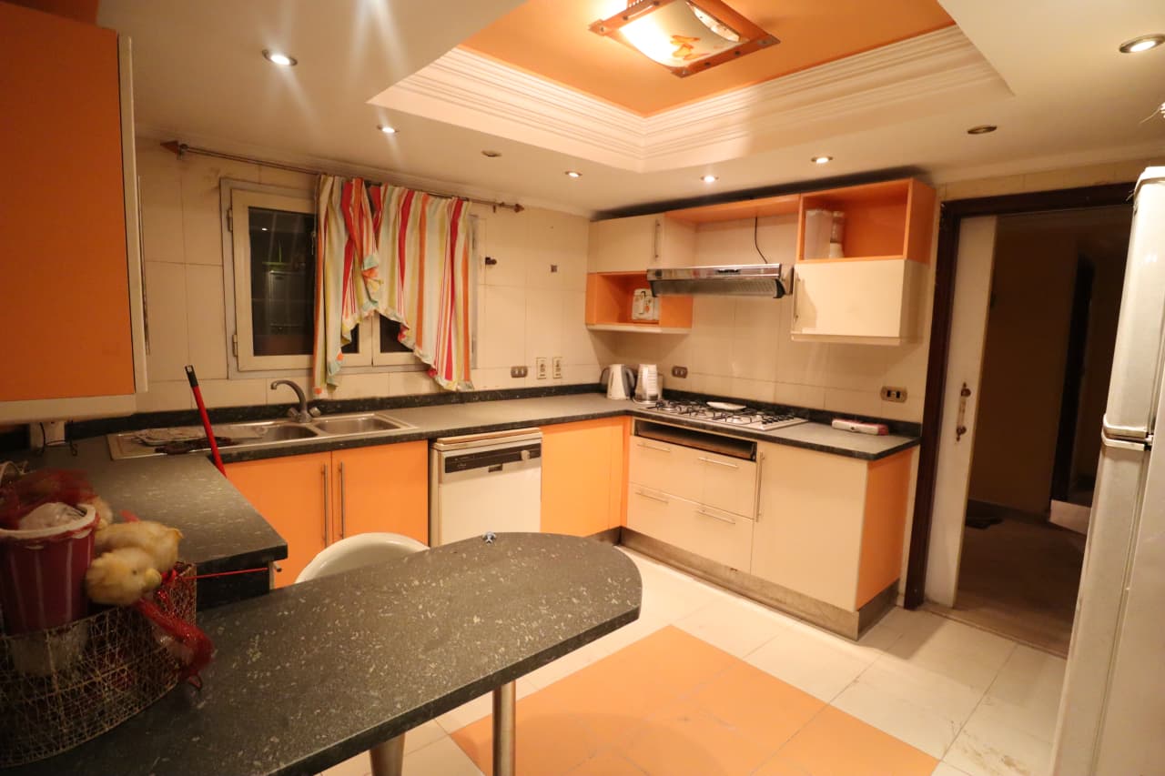 2BR Apartment in Prime Zamalek Location