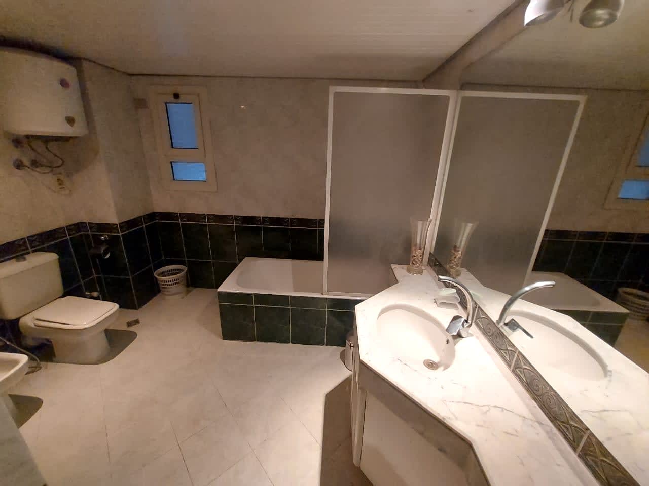 Spacious 2-Bedroom Apartment With Green Views In Zamalek