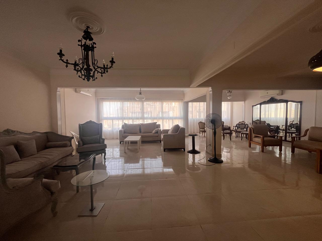 Spacious 4BR Apartment in Heart of Zamalek