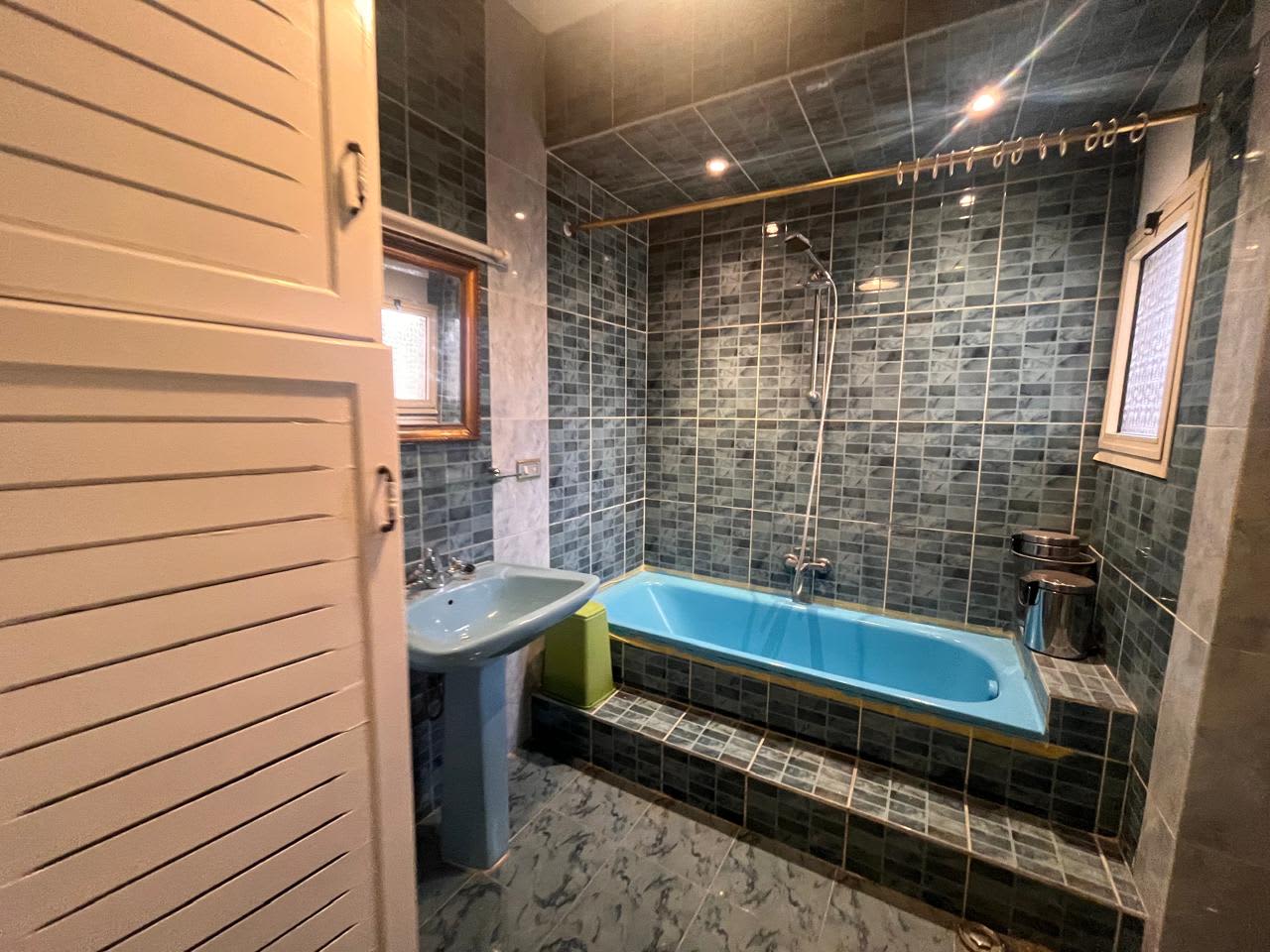 Spacious 4BR Apartment in Heart of Zamalek