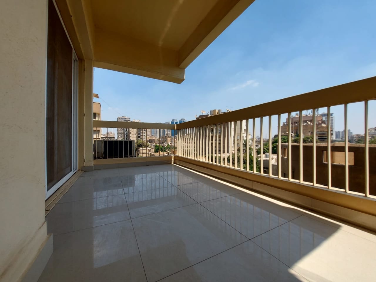 Serene 3-Bedroom Apartment with Green Views in Zamalek