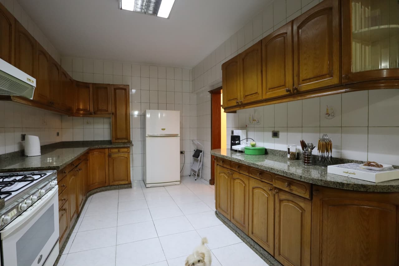 Comfortable Furnished Apartment in Maadi Sarayat For Rent.