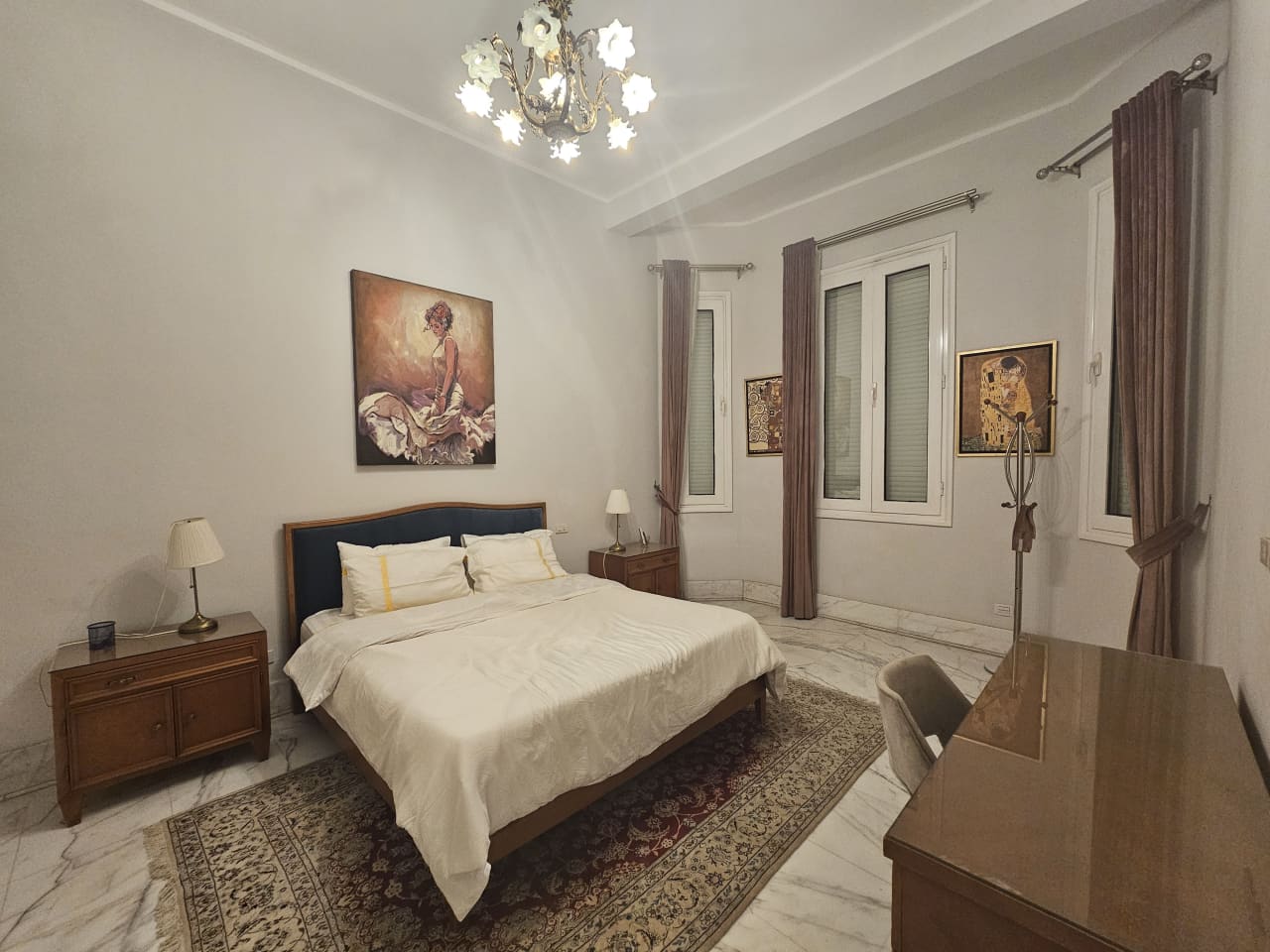 Bright 180 sqm Apartment with Balcony In Zamalek