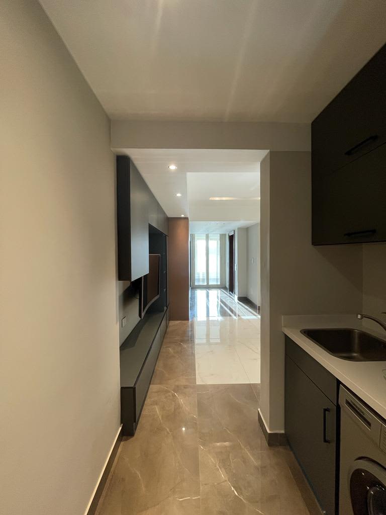 Cozy 1-Bedroom Apartment With Nile View In Zamalek