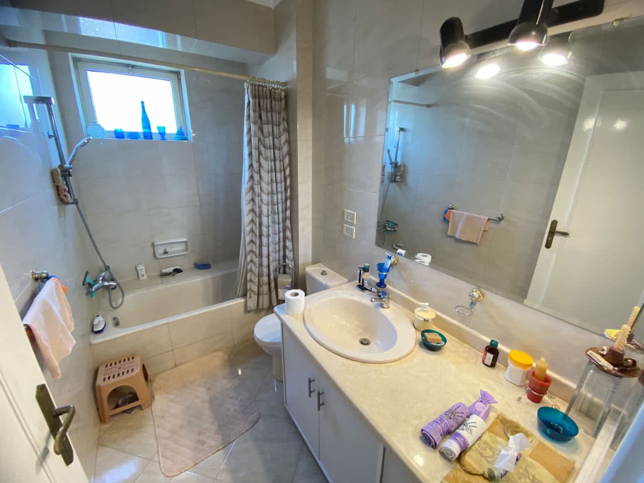 Sleek Modern Apartment For Rent In Prime Sarayat El Maadi.