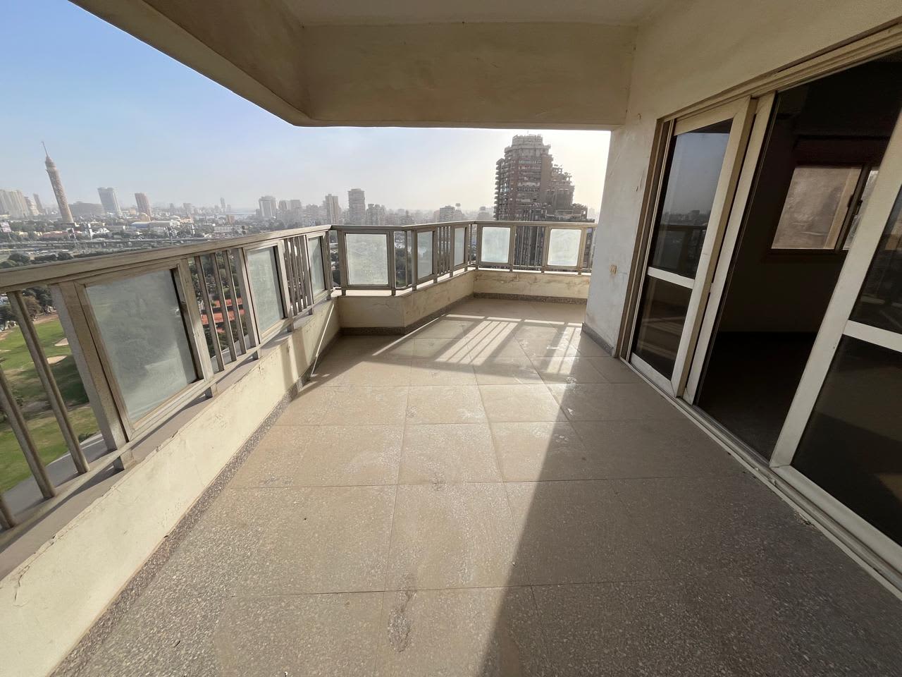 Bright Family Apartment in Prime Location In Zamalek