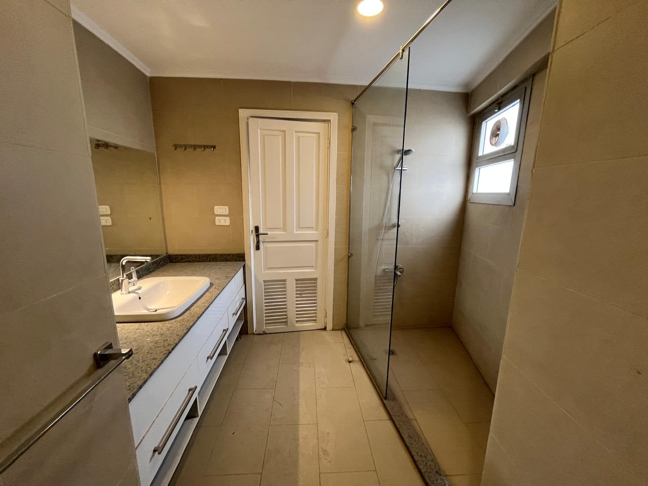 Bright Family Apartment in Prime Location In Zamalek