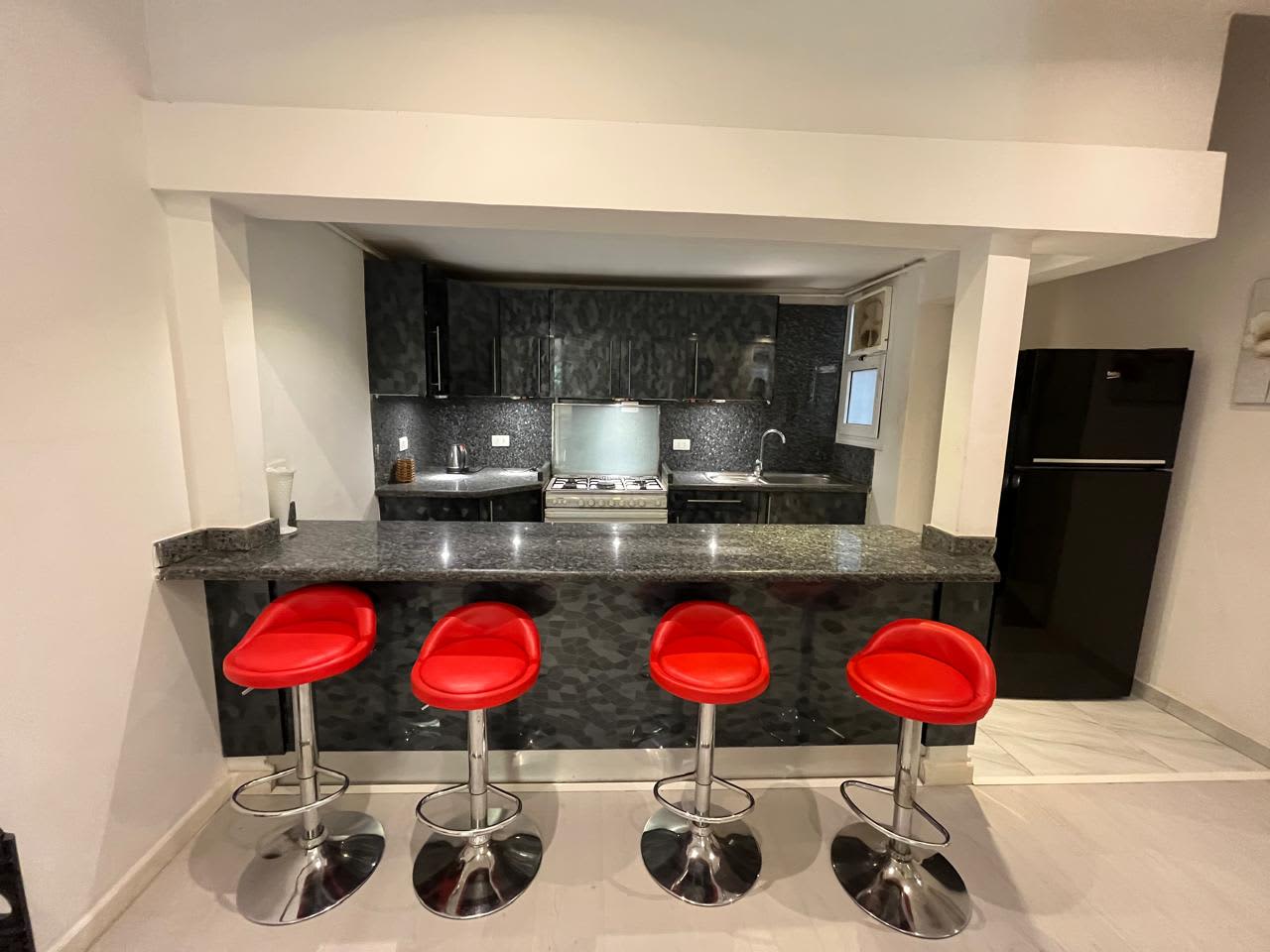 Bright 130 sqm Apartment with Spacious Reception