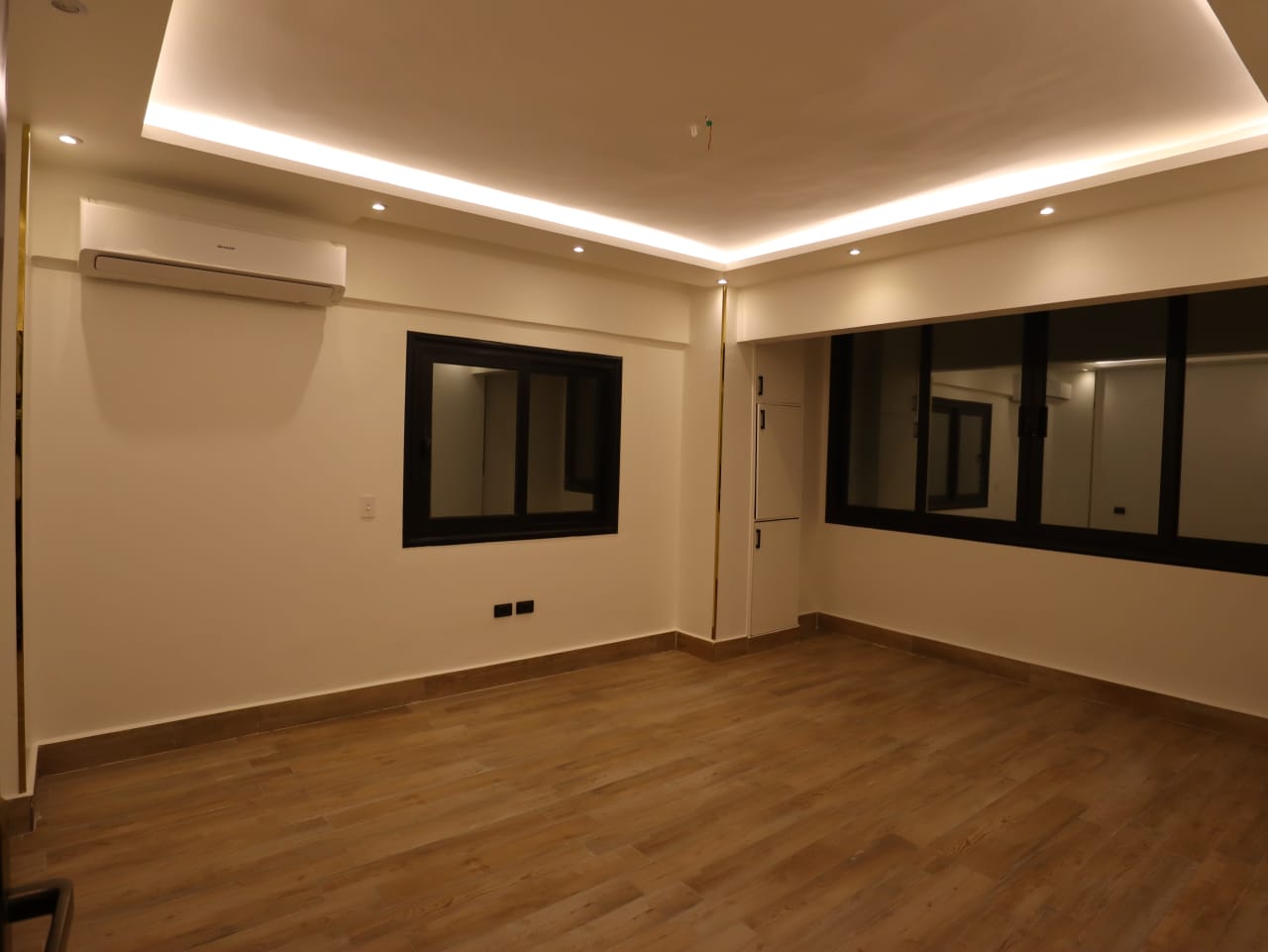Cozy 2 Bedroom Apartment in Zamalek - Practical Living