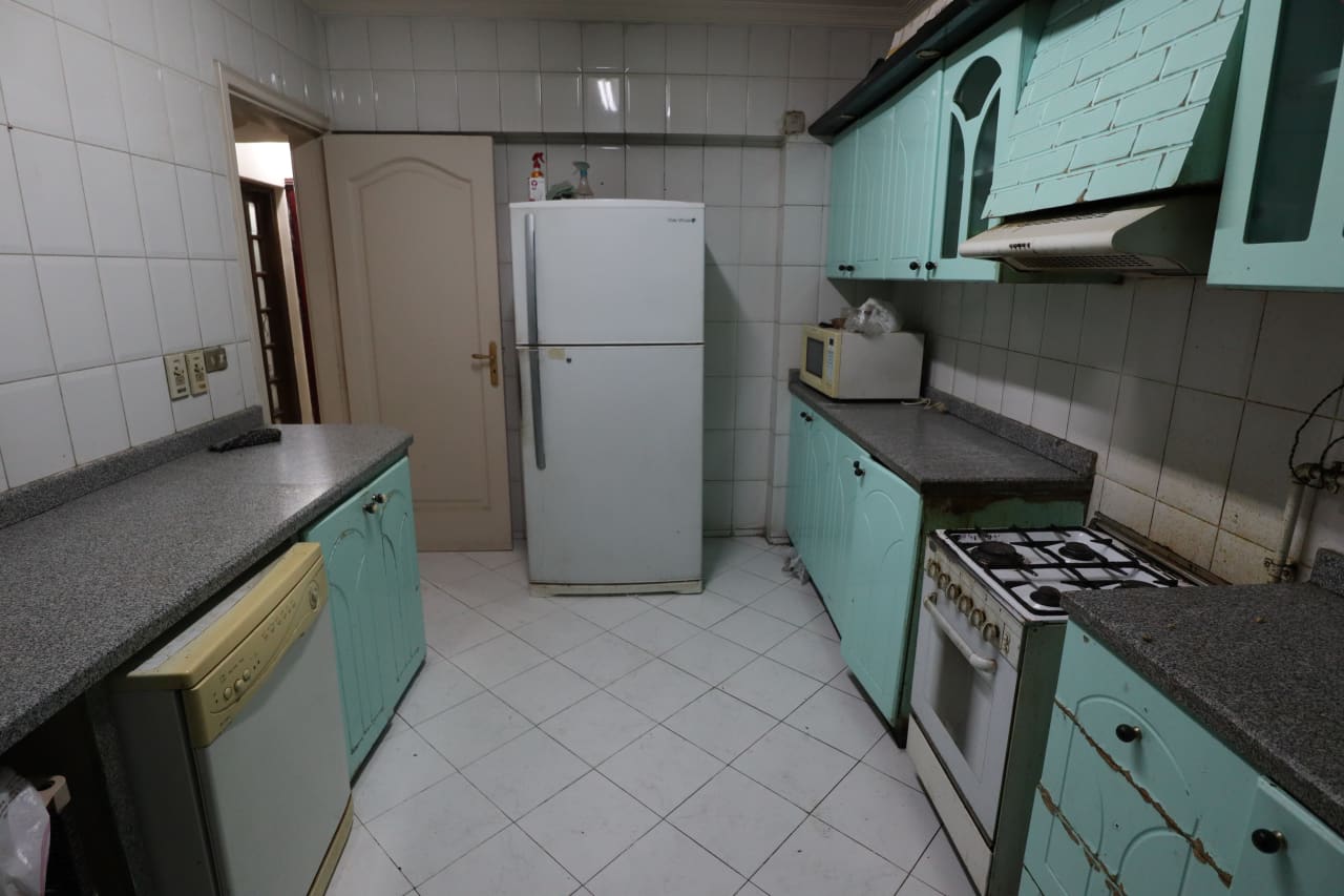 Stylish 3 Bedroom Apartment -180 sqm with Cozy Design