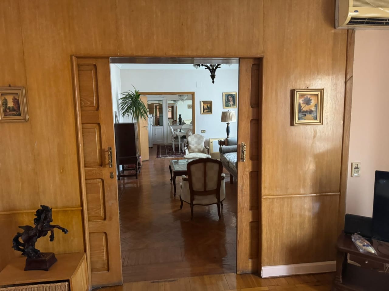 Spacious 3BR Family Apartment in Zamalek