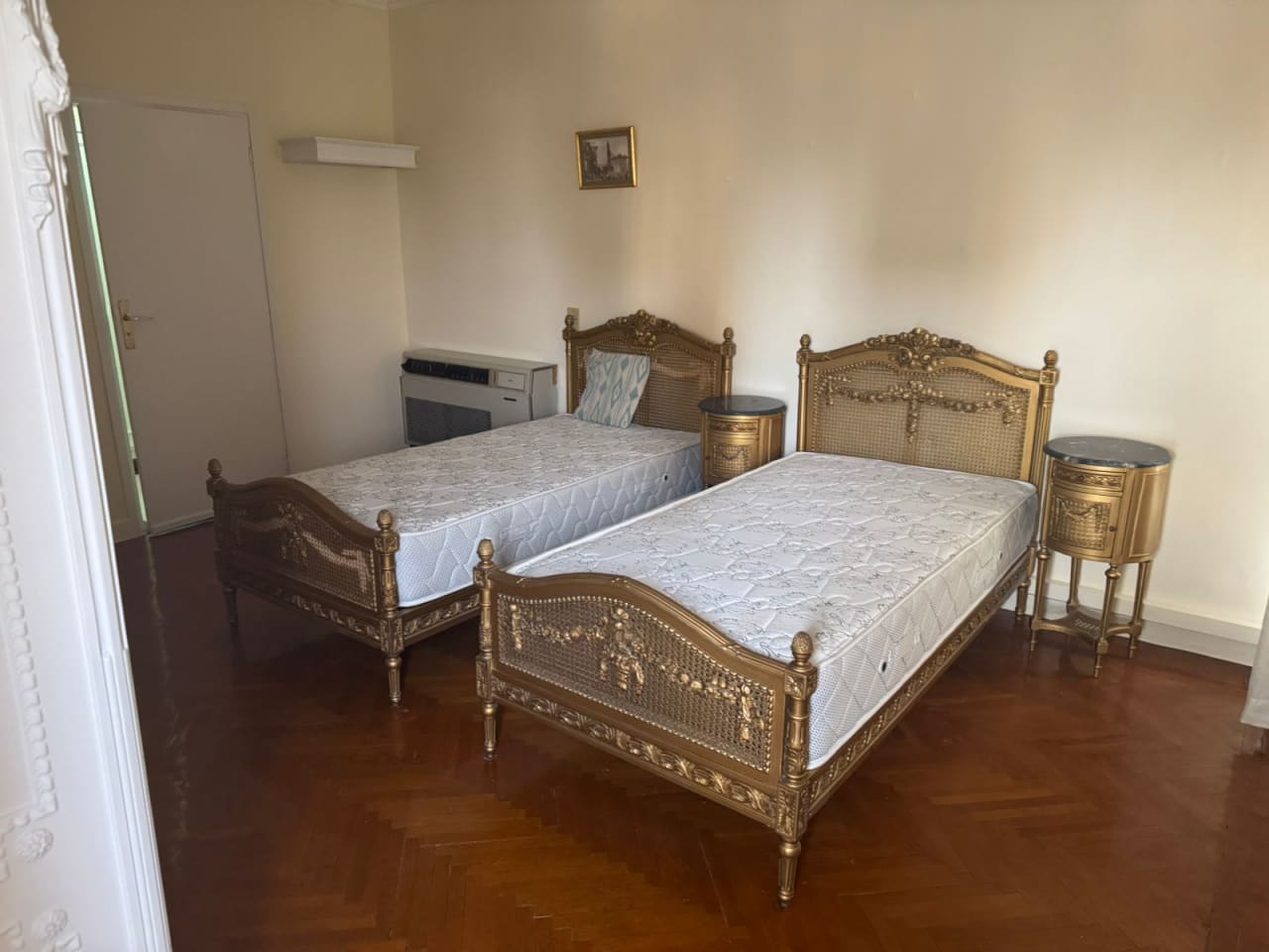 Spacious 3BR Family Apartment in Zamalek
