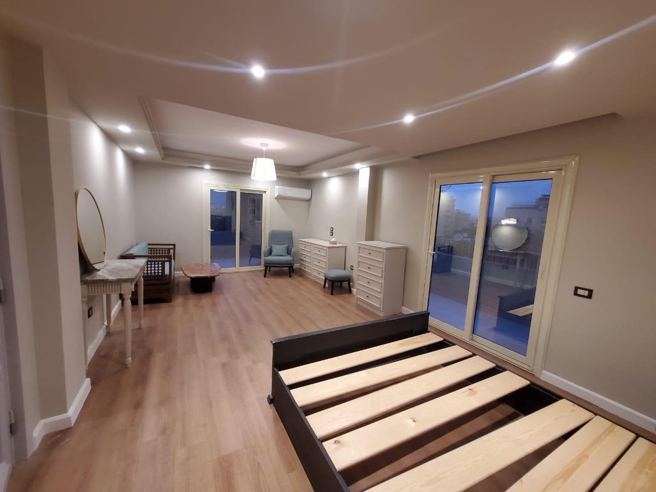 Bright Penthouse For Rent In Degla El Maadi.