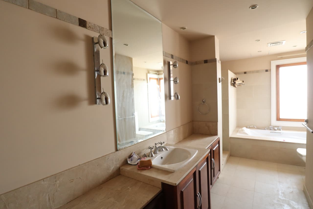 Spacious Penthouse In Sarayat El Maadi With Beautiful Terrace.