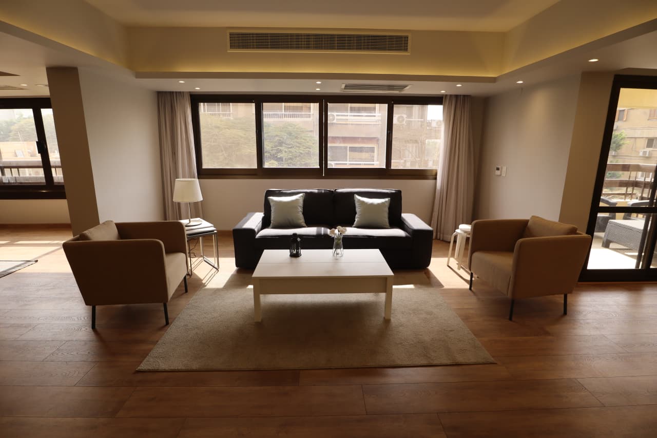 Luxury Living Apartment In The Heart Of Maadi Degla.