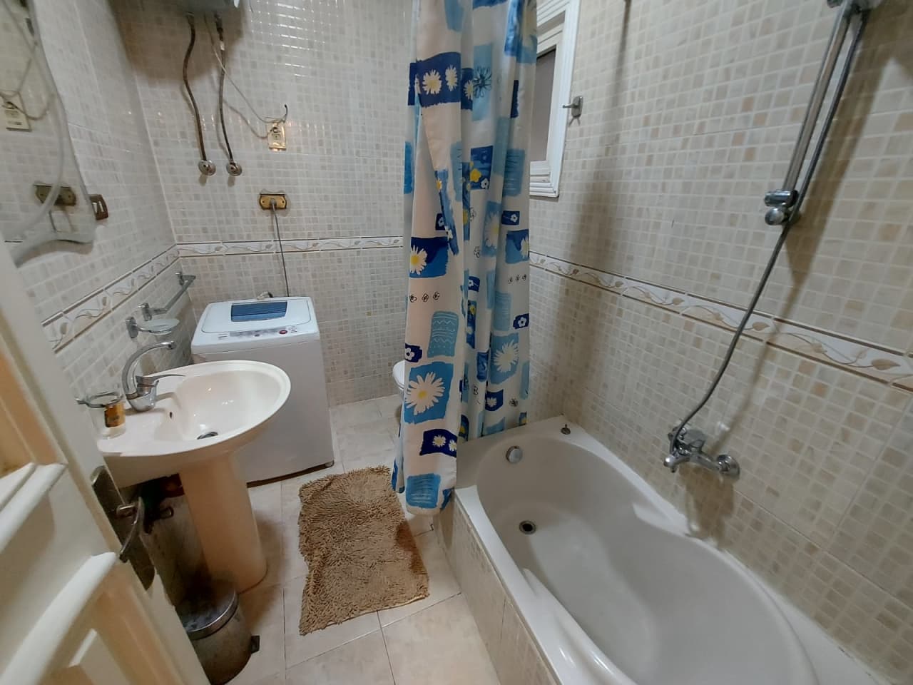 Bright 3BR Apartment with Balcony In Zamalek