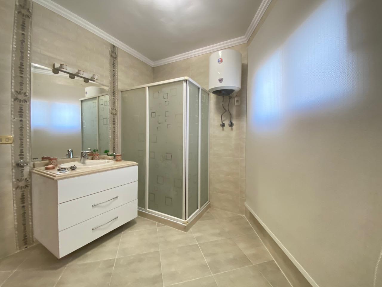 Bright Apartment In Prime Location In Maadi Degla 