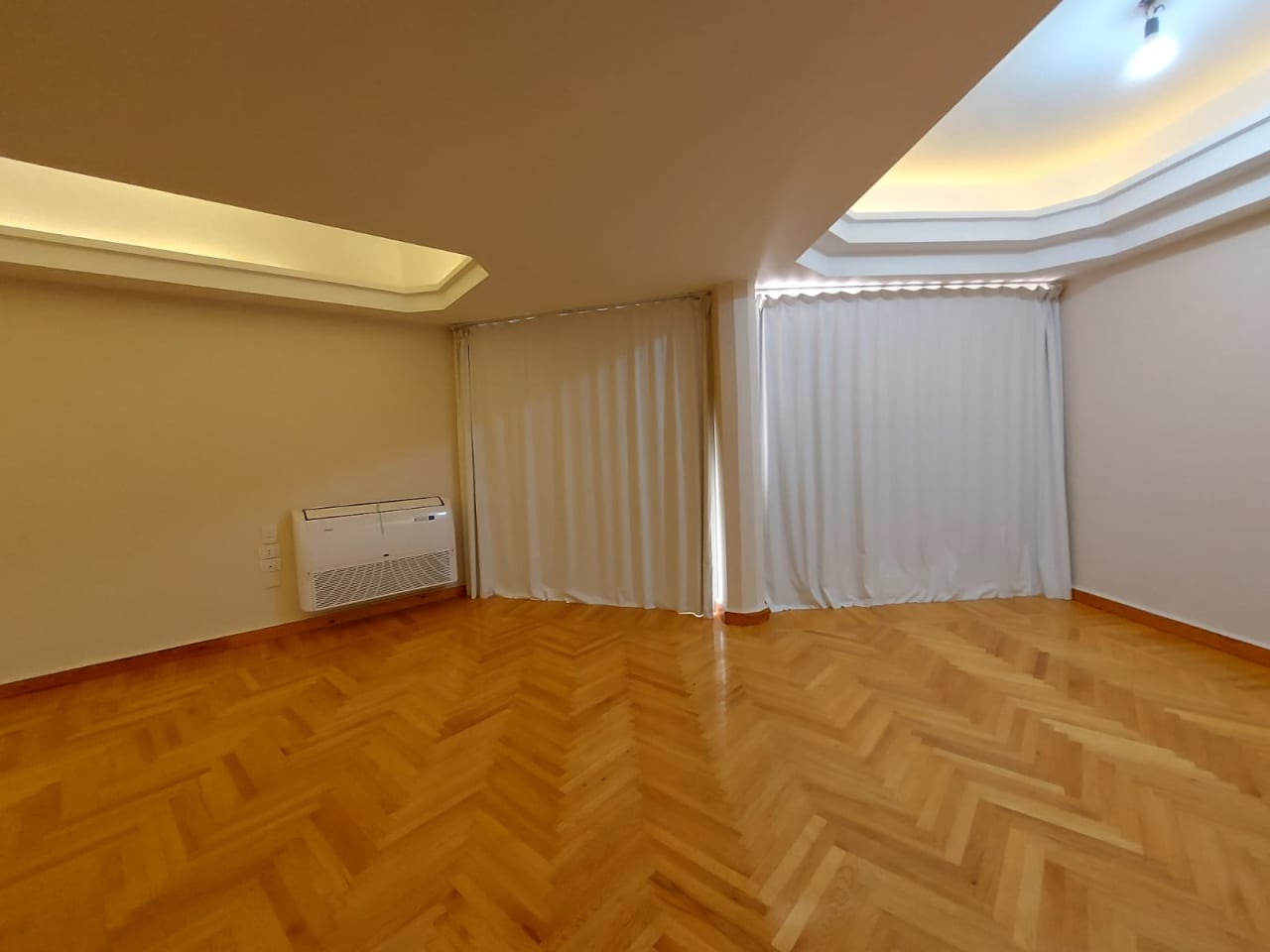 Bright 220 sqm Family Apartment In Zamalek