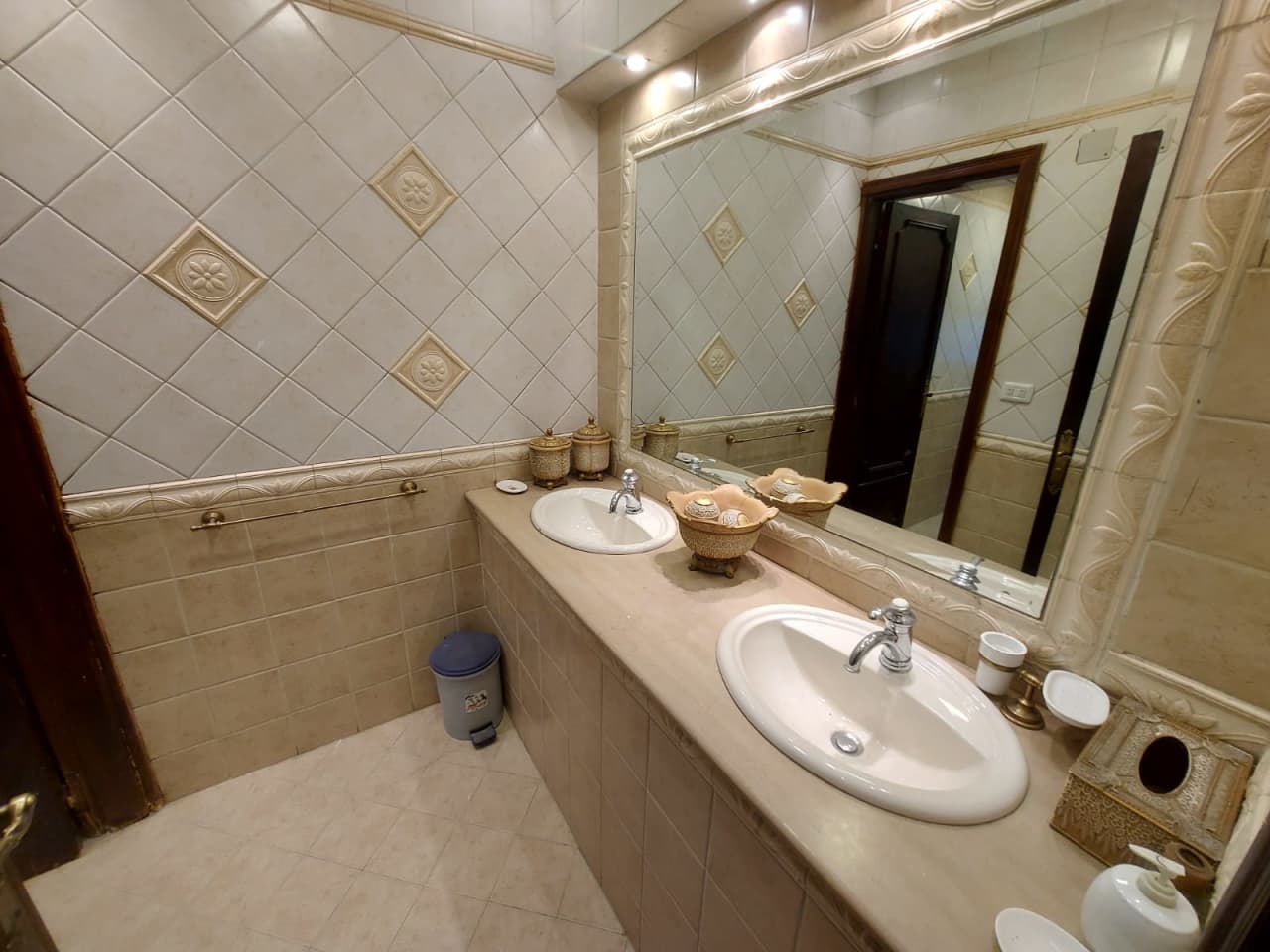 Classic Apartment For Rent In Zamalek With All Furniture.